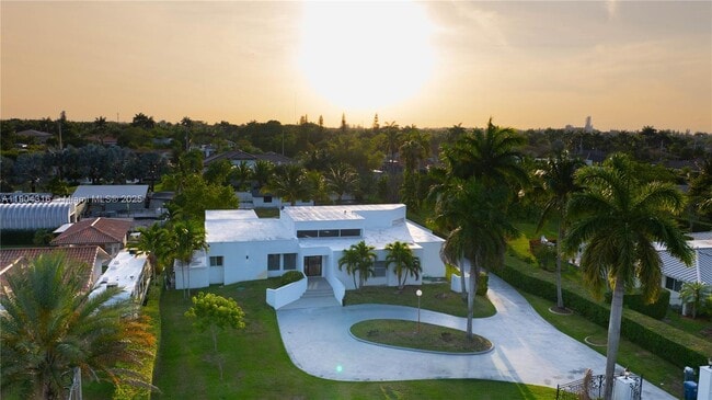 property at 290 NW 125th Ave