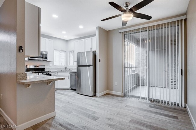 property at 75 N Valle Verde Dr