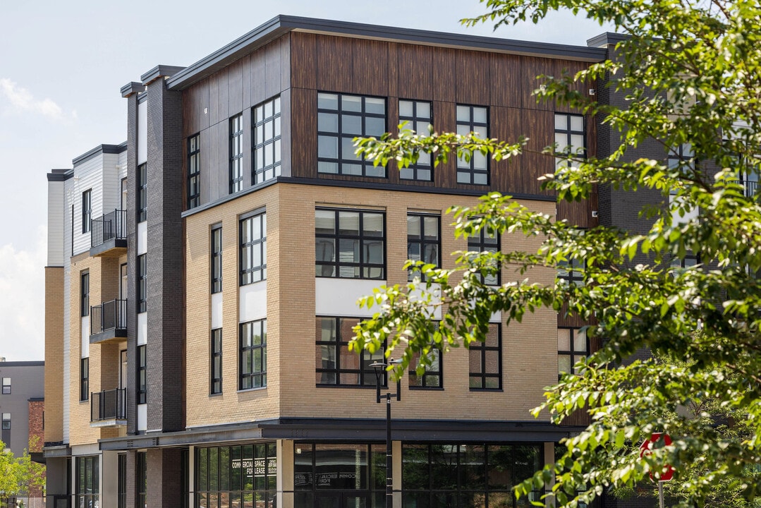 University Commons at Catamount Run in South Burlington, VT - Building Photo