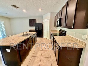 930 Summer Glen Dr in Winter Haven, FL - Building Photo - Building Photo