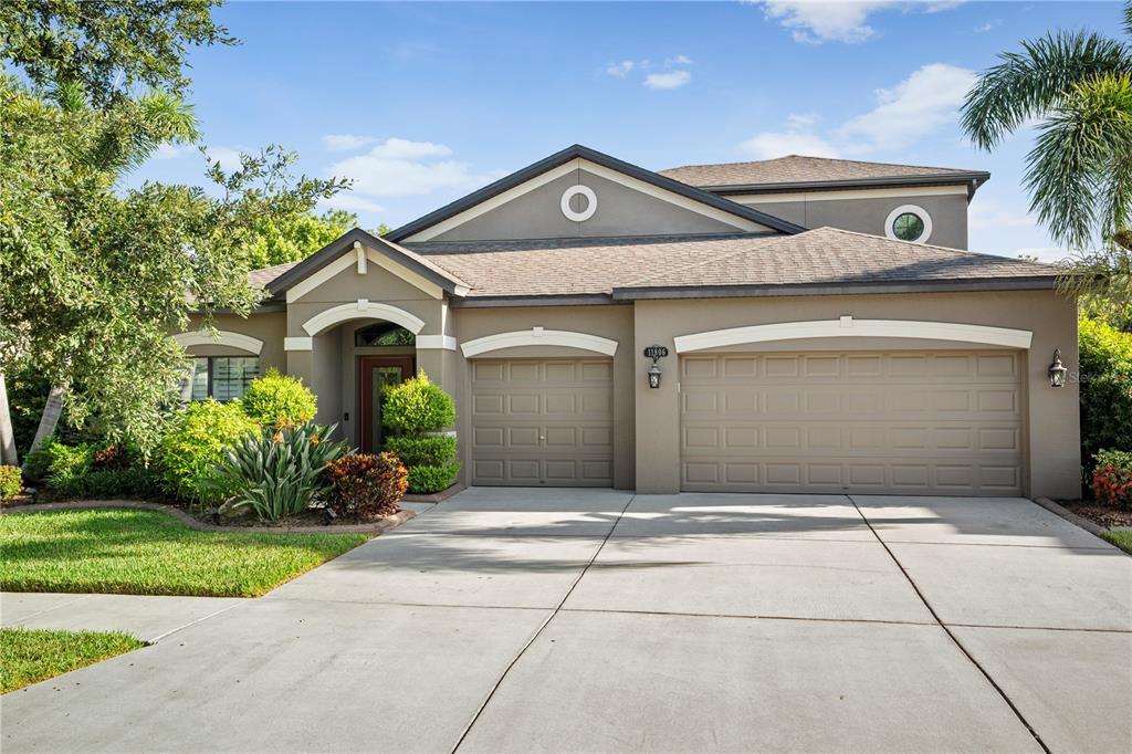 11806 Gilmerton Dr in Riverview, FL - Foto de edificio