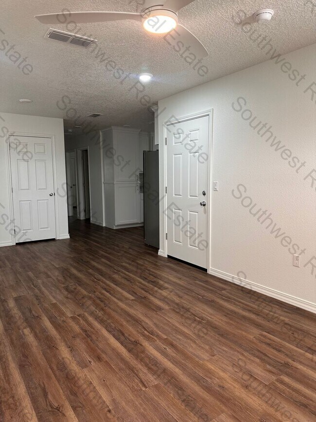 2741 Aldrich Rd-Unit -B in Cannon Air Force Base, NM - Building Photo - Building Photo