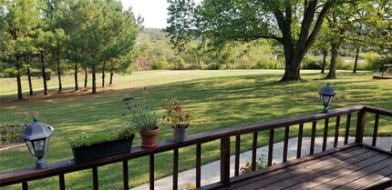 101 SW Campbell Rd in Fayetteville, AR - Building Photo - Building Photo