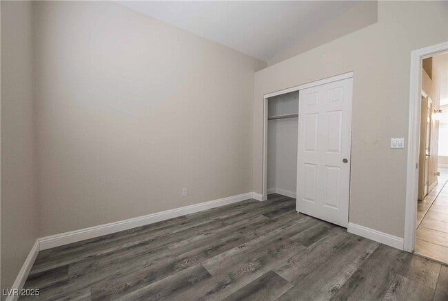 property at 6324 Hill Haven Ave