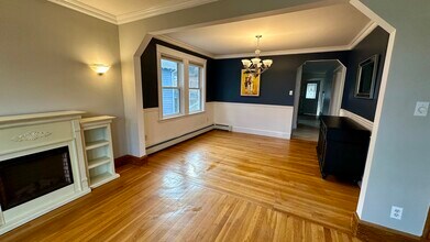 62 Edgecliff Rd in Watertown, MA - Building Photo - Building Photo