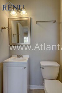 1685 Pheasant Dr photo'