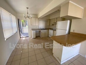 801 SE 5th Ave in Cape Coral, FL - Building Photo - Building Photo