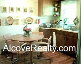 19 Sartwell Ave, Unit 3 in Somerville, MA - Building Photo - Building Photo