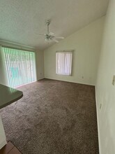 208 S Rossiter St in Mount Dora, FL - Building Photo - Building Photo
