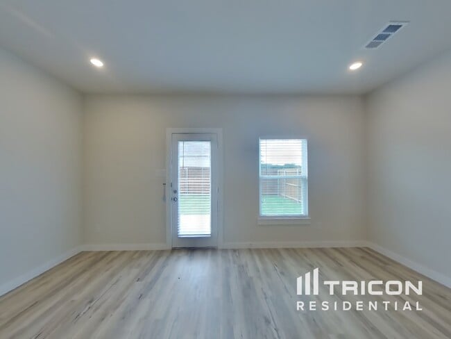 354 Fire Rock Dr in Royse City, TX - Building Photo - Building Photo