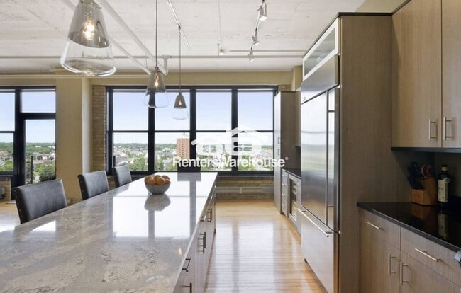 property at 290 Market St