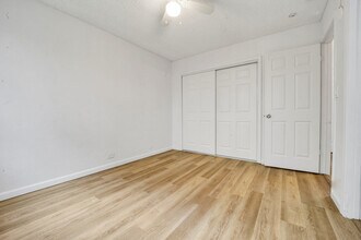 851 Ala Lilikoi St in Honolulu, HI - Building Photo - Building Photo