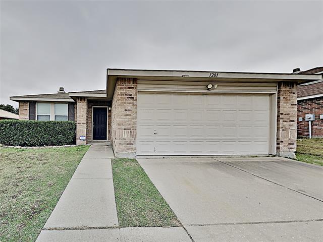 1201 Scarlet Sage Pkwy in Burleson, TX - Building Photo