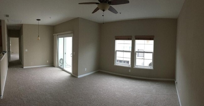 3301 N Park Dr, Unit Main Unit in Sacramento, CA - Building Photo - Building Photo