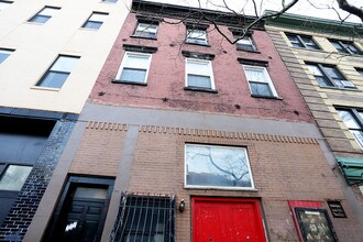219 Court St in Brooklyn, NY - Building Photo - Building Photo