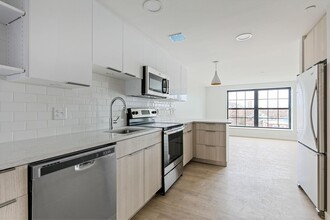 5 Soden St, Unit 308 in Cambridge, MA - Building Photo - Building Photo