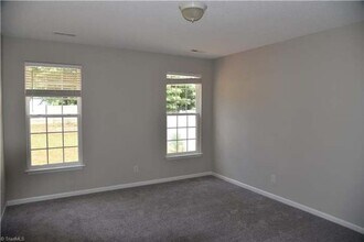 3818 Maribeau Woods Dr in Greensboro, NC - Building Photo - Building Photo