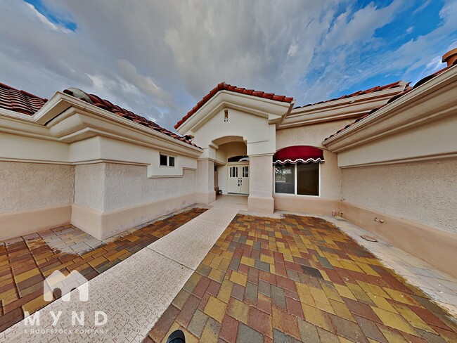 21405 N 159th Dr in Sun City West, AZ - Building Photo - Building Photo