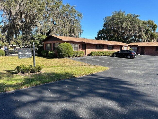 706 Lee St in Leesburg, FL - Building Photo - Building Photo