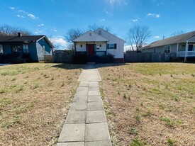 2003 Bailey Ave in Richmond, VA - Foto de edificio - Building Photo