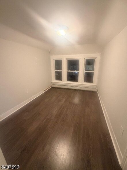 635 Madison Ave, Unit R-B in Paterson, NJ - Building Photo - Building Photo