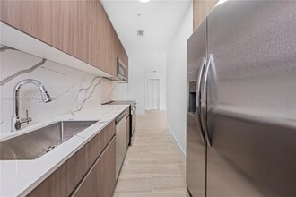 32 NW 14th Ave in Miami, FL - Building Photo - Building Photo