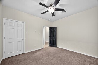 1218 Hills Dr in Rosharon, TX - Building Photo - Building Photo