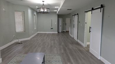 4854 W Addison St in Chicago, IL - Building Photo - Building Photo