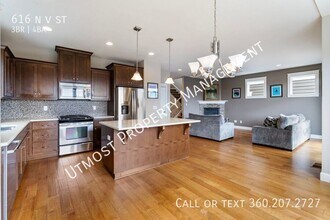 616 N V St in Washougal, WA - Building Photo - Building Photo