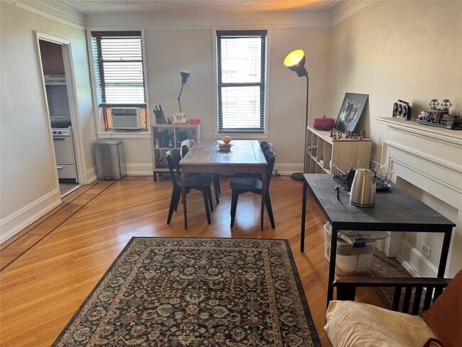 1 Broad Pkwy in White Plains, NY - Building Photo - Building Photo