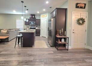 876 Smiley Cir in Pensacola, FL - Building Photo - Building Photo