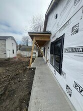 617 E Locust St in Scranton, PA - Building Photo - Building Photo