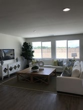 1615 Hereford Way in San Jacinto, CA - Building Photo - Building Photo