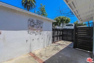 7701 Norton Ave in West Hollywood, CA - Building Photo - Building Photo