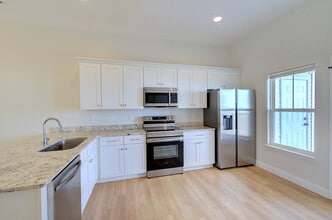 124 Kennedy Rd in Taylors, SC - Building Photo - Building Photo