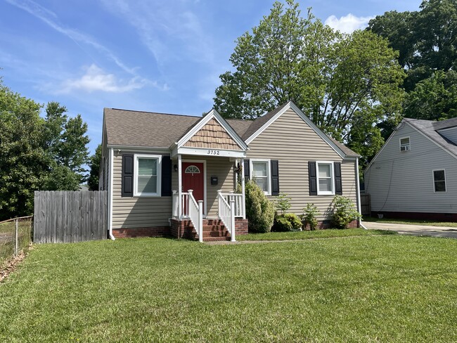 3752 Tait Terrace