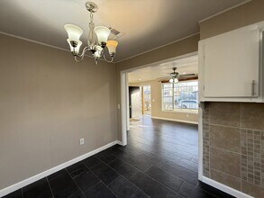 219 SE 21st St in Oklahoma City, OK - Building Photo - Building Photo