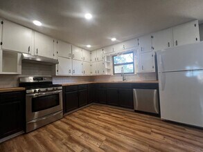 4906 60th St in Lubbock, TX - Building Photo - Building Photo