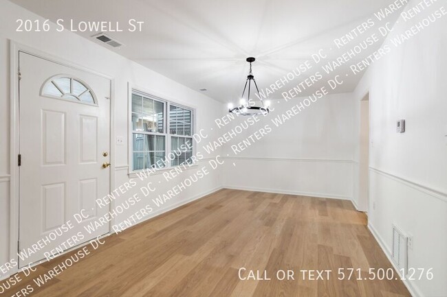 2016 S Lowell St in Arlington, VA - Building Photo - Building Photo