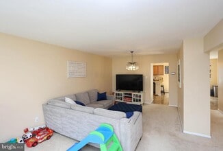 4723 Leyden Way in Ellicott City, MD - Building Photo - Building Photo