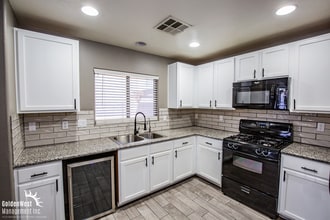 5401 Nickel Creek Trail in Las Vegas, NV - Building Photo - Building Photo