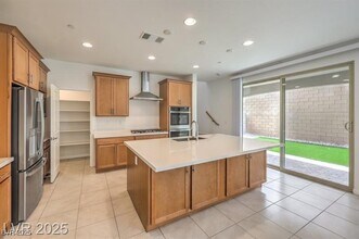 89 Oratorio Dr in Henderson, NV - Building Photo - Building Photo