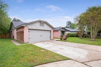19607 Swiftbrook Dr in Humble, TX - Building Photo - Building Photo