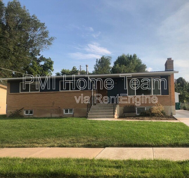 property at 661 14th St