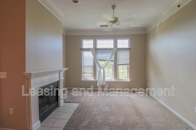 2037 Telfair Way in Charleston, SC - Building Photo - Building Photo
