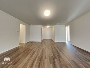 7220 Static Wy in Sherrills Ford, NC - Foto de edificio - Building Photo