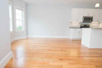 8 Islington St in Boston, MA - Building Photo - Building Photo