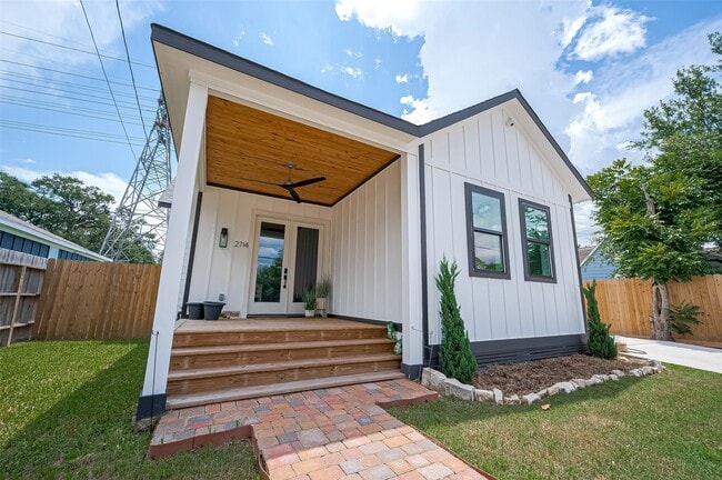 2714 Hardy St in Houston, TX - Building Photo - Building Photo