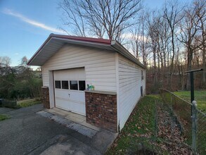 67 Central Ave in St. Albans, WV - Foto de edificio - Building Photo