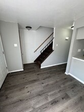 331 Dersam St in McKeesport, PA - Building Photo - Building Photo